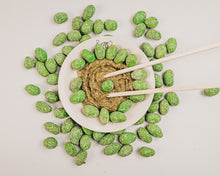 Load image into Gallery viewer, Crunchy Wasabi Nuts
