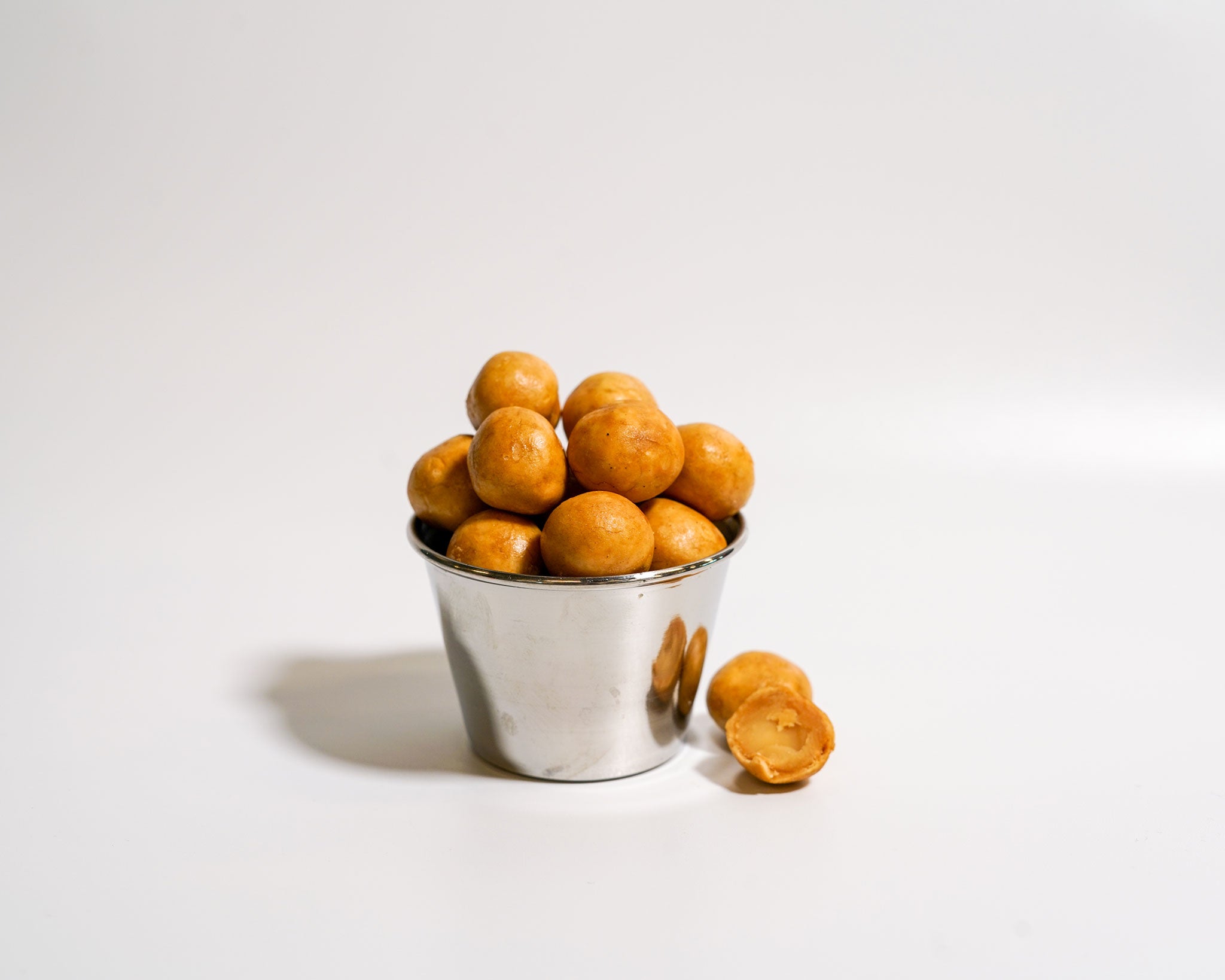 Crunchy Macadamia Nuts